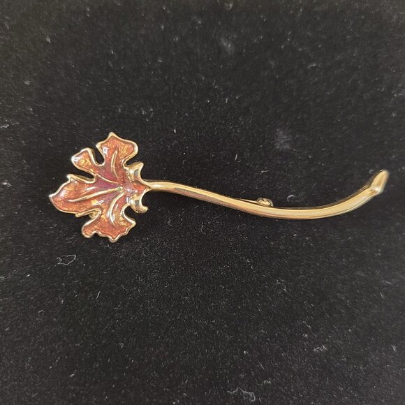 Sarah Coventry Jewelry - Vintage Sarah Coventry Gold Tone Fall Leaf Pin 3in